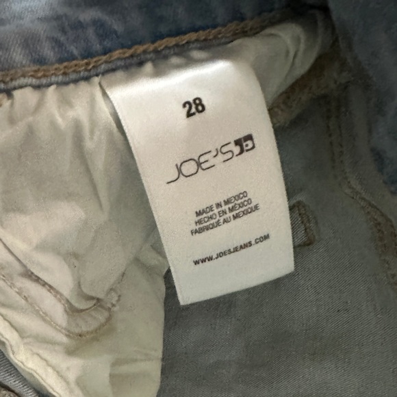 Joe’s Straight Leg Jeans - Picture 5 of 6